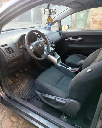 Toyota Auris cena 18500 przebieg: 190294, rok produkcji 2011 z Legnica małe 29